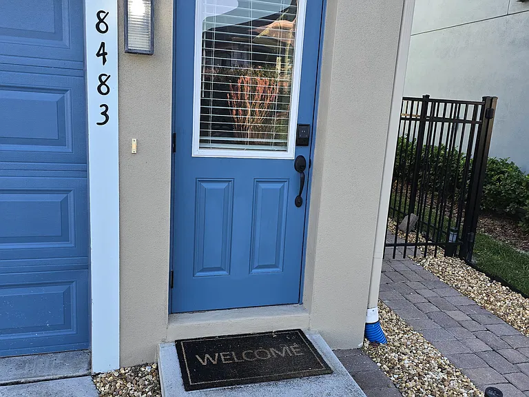 Entry way with walkway closeup.