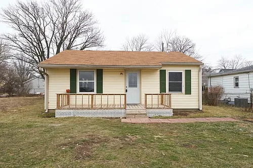 3829 S State Ave Photo 1