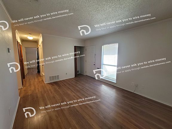 2nd image of 1009 Boling Brook St