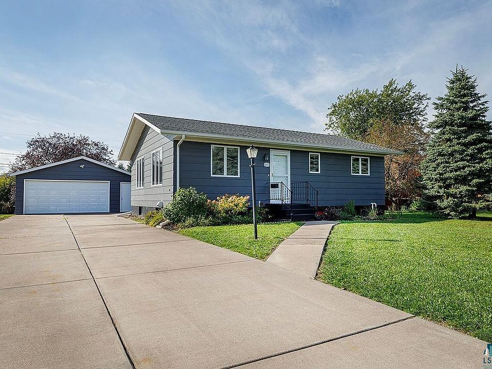 1st image of 3217 Cumming Ave