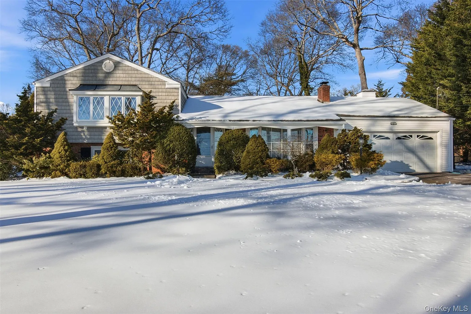 83 Woodlawn Avenue photo 1