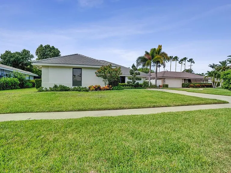 5569 Wind Drift Ln — Photo 7