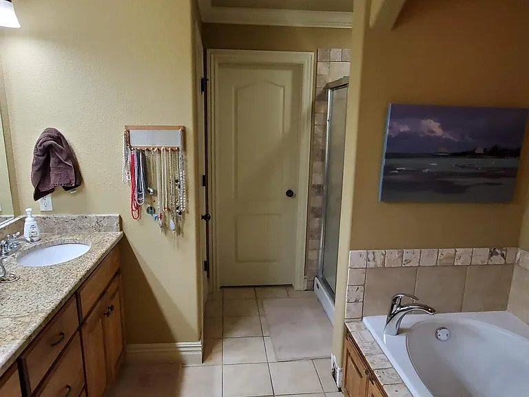 3827 E Embry Dr — Photo 9