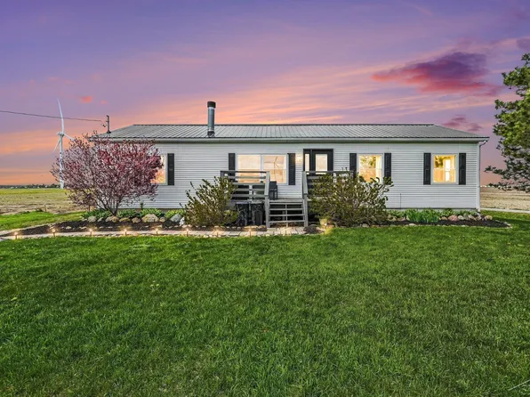 4405 N Merrill Rd, Merrill, MI 48637