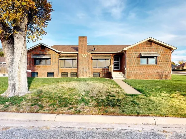 103 N Kansas Ave, Laverne, OK 73848