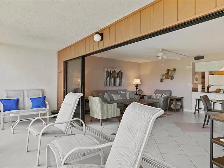 1700 Cove II Pl #310 — Photo 10