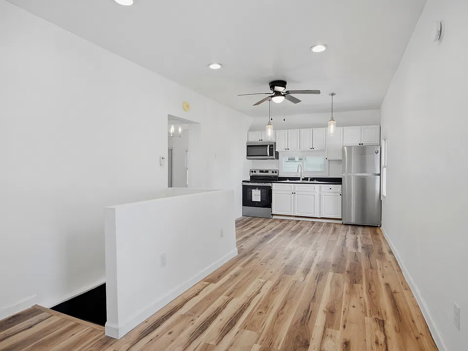 44 Colorado Ave