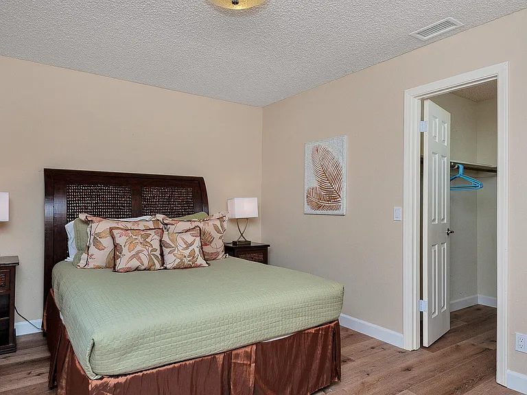 1527 Calavo Dr — Photo 31