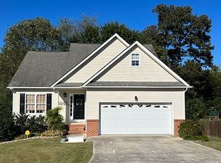 10150 Sovereign Pointe Dr, Soddy Daisy, TN 37379