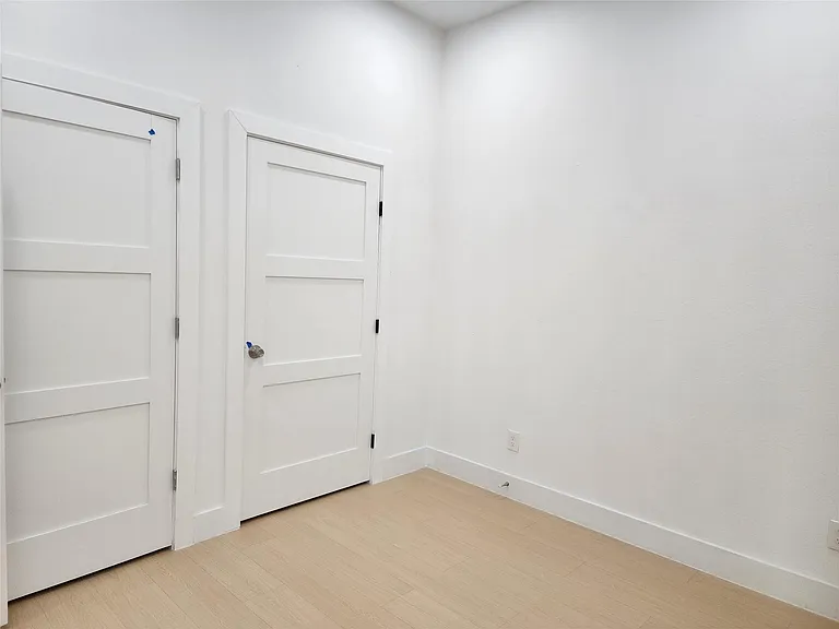 3407 Saint Emanuel St — Photo 12