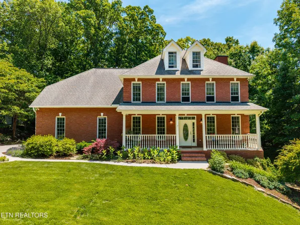 2624 Crystal Point Dr, Knoxville, TN 37938