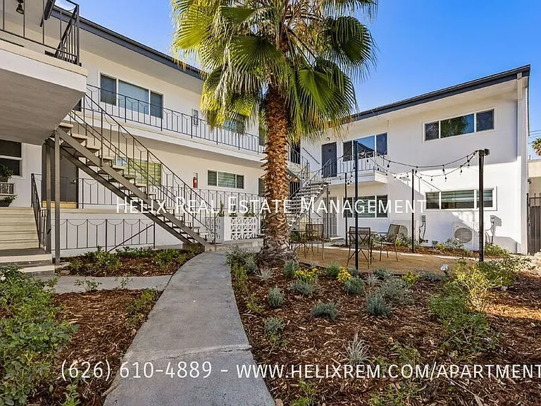 1063 Justin Ave #10 — Photo 4