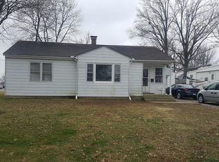 802 Murphy Rd, Pinckneyville, IL 62274