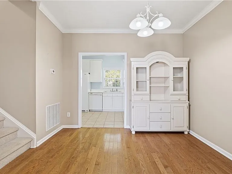 1213 N Dean Rd — Photo 5
