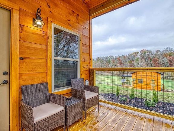 4th image of 2691 Jessie Rd #5COZYCREEKVILLAGE