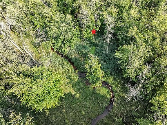 4th image of County Rd S