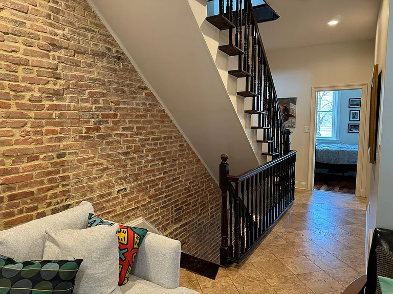 23 S Linwood Ave — Photo 15