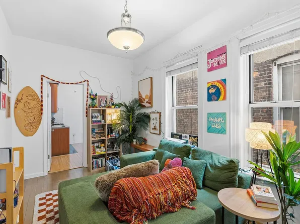 328 E 73rd St APT 5B, New York, NY 10021