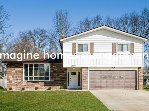 28644 Spruce Dr