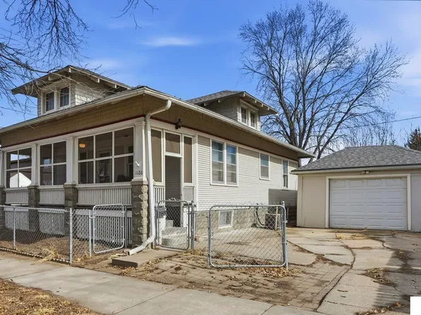1126 S 13th St, Lincoln, NE 68502