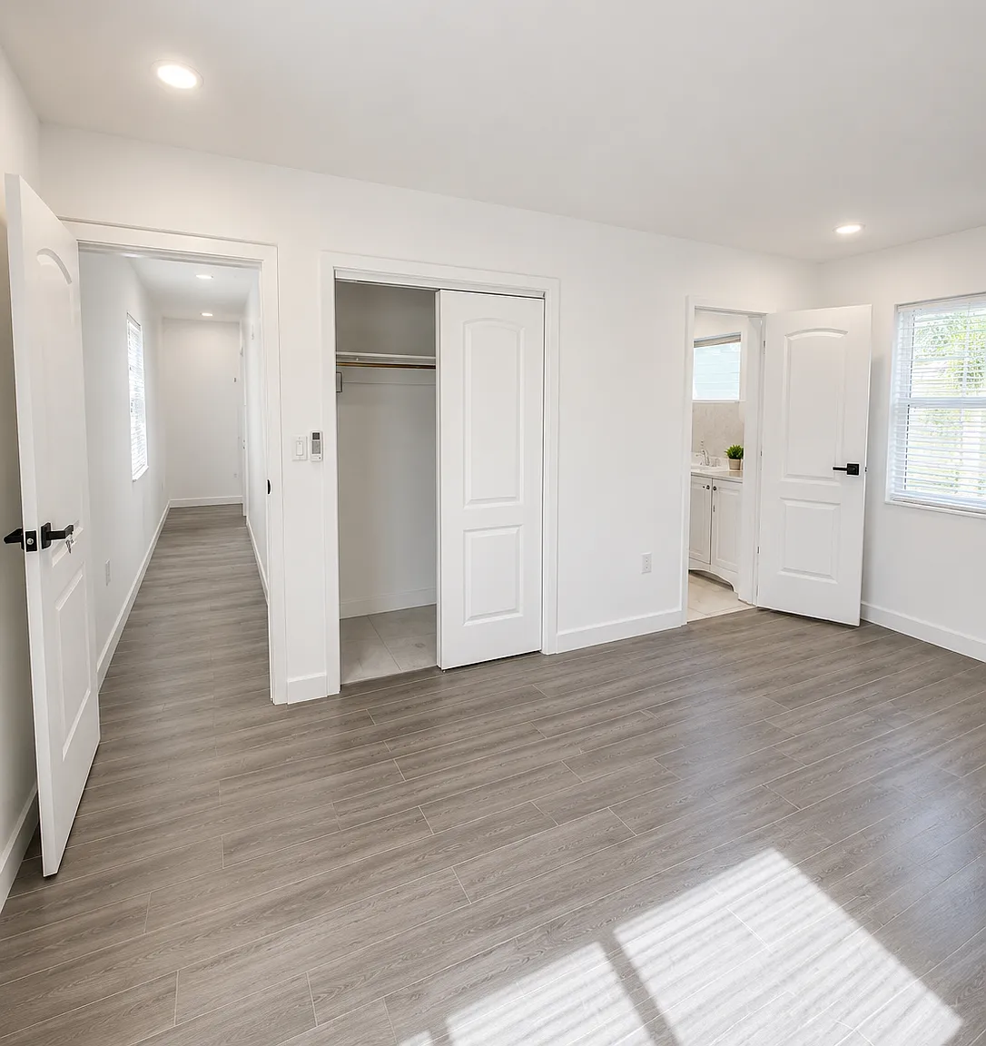 14280 Northeast 6th Avenue - 1 — Photo 3