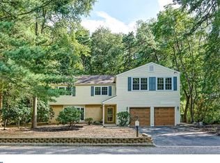 7 Coventry Cir W, Marlton, NJ 08053
