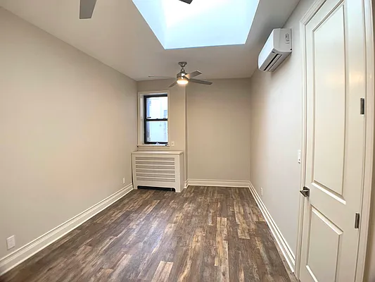 Rented by Triplemint | media 11