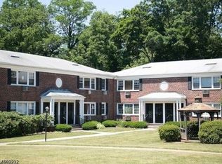 613 Pitney Pl, Morristown, NJ 07960