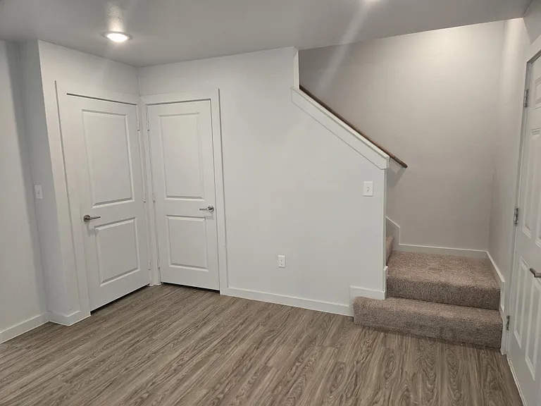 Sabine Apartments — Photo 6