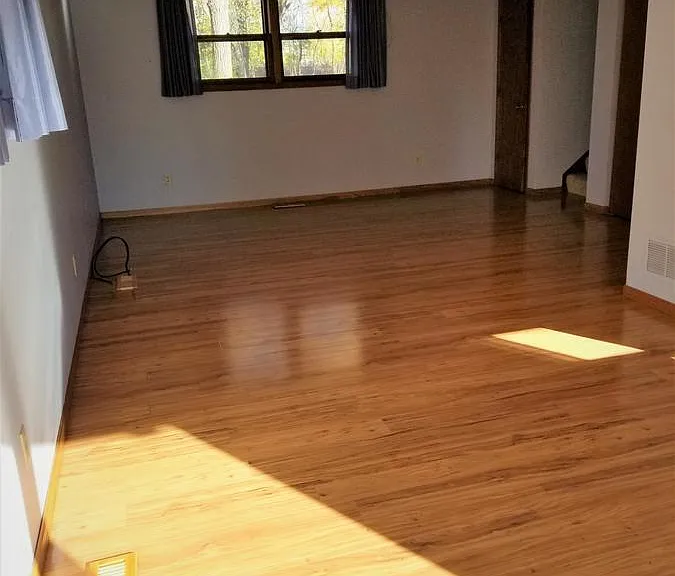 12817 15th Ave N #2 — Photo 3