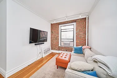 Rented by Living New York