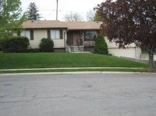 1262 E Lori Cir, Sandy, UT 84094