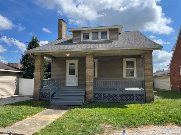 132 Floral Ave NW, Canton, OH 44708