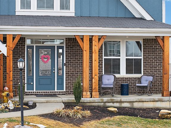 2nd image of 1315 Parkridge Dr
