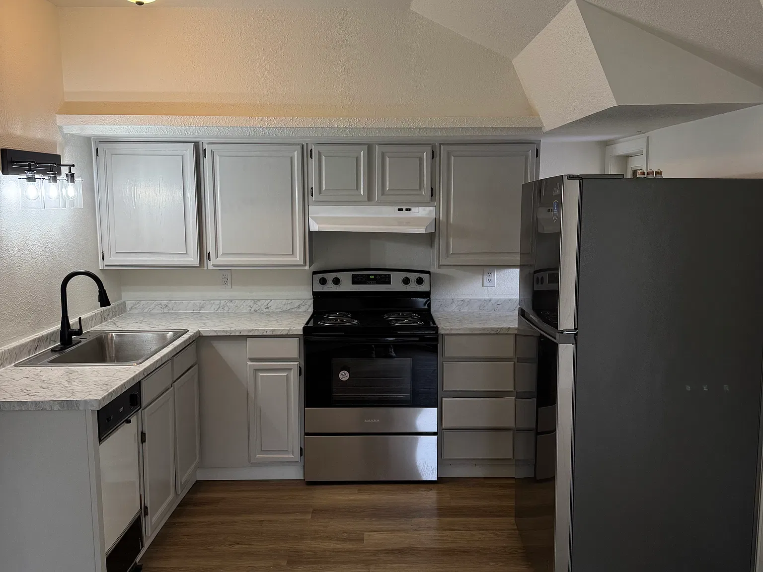 1 bed, 550 sqft, $1,250 — Photo 4