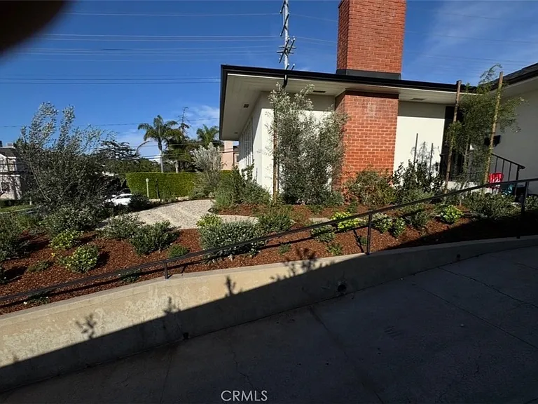 10504 Dunleer Dr — Photo 1