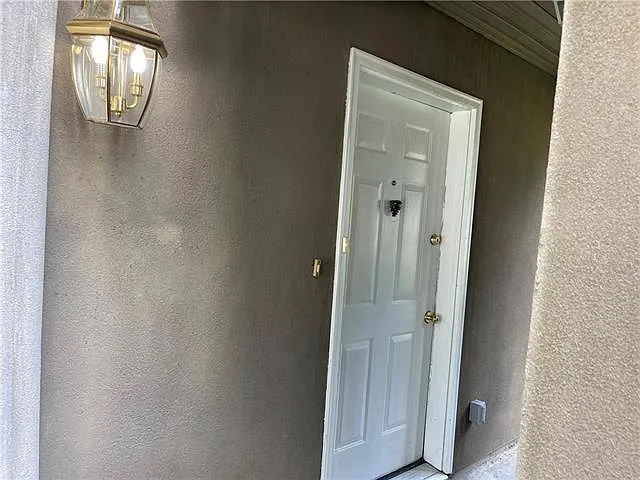 5401 Chatham Dr — Photo 2
