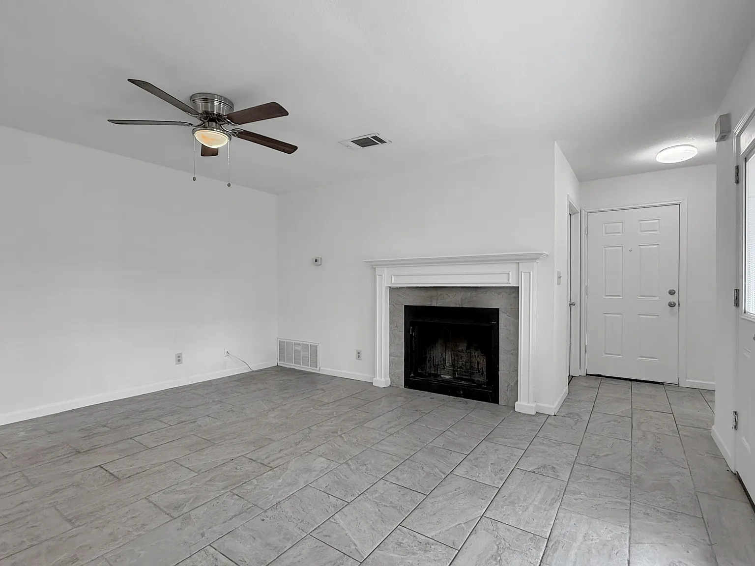 2 bed, 2.0 bath, 995 sqft, $1,850 — Photo 4