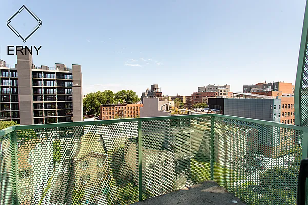 Rented by ERNY LLC | media 4