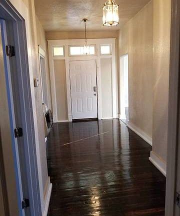 3rd image of 807 Westfall Ave