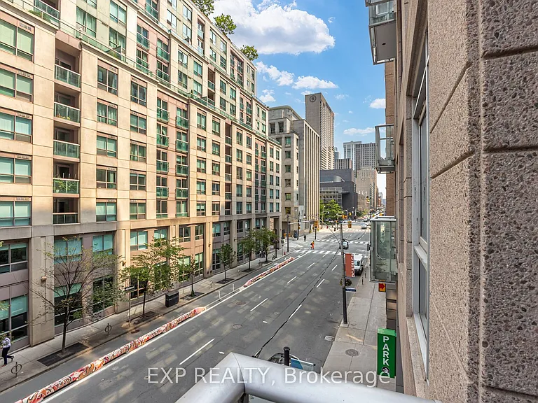199 Richmond St W #303 — Photo 35