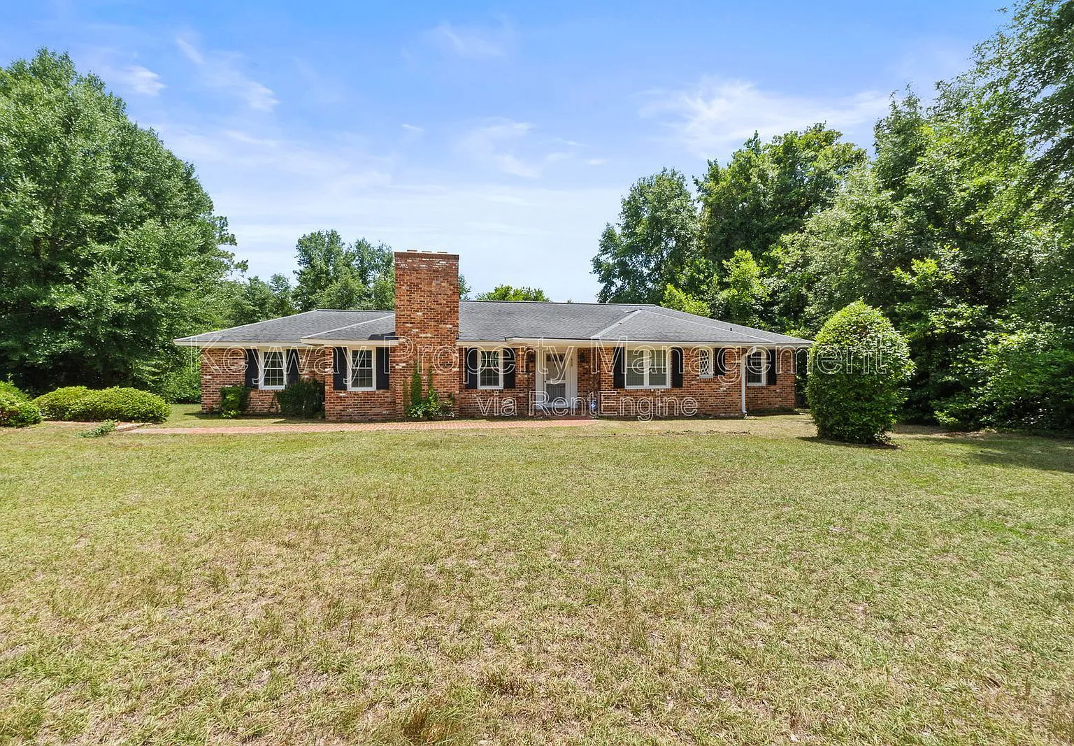 3 bed, 2.0 bath, 1850 sqft, $1,985 — Photo 1