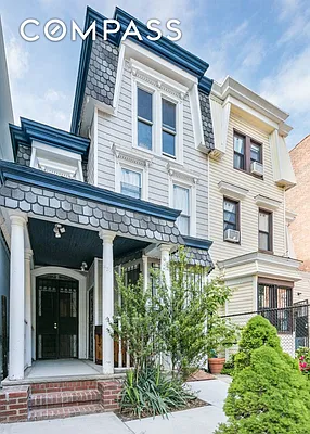 Sold by Compass | media 1