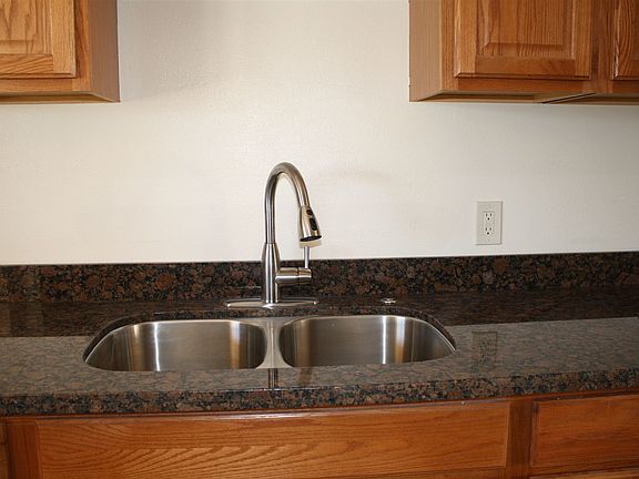 5th image of 5742 N 31st Ln
