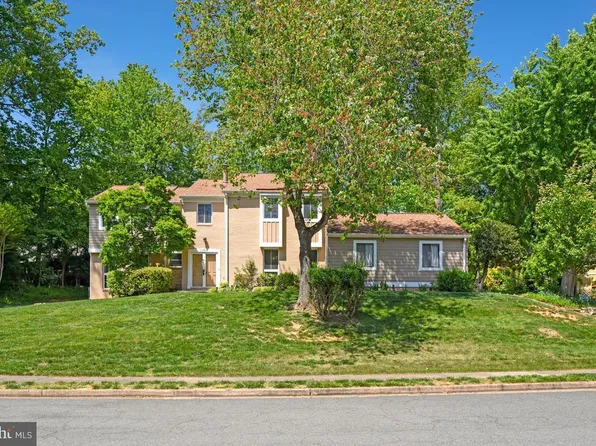 11814 Blue Spruce Rd, Reston, VA 20191