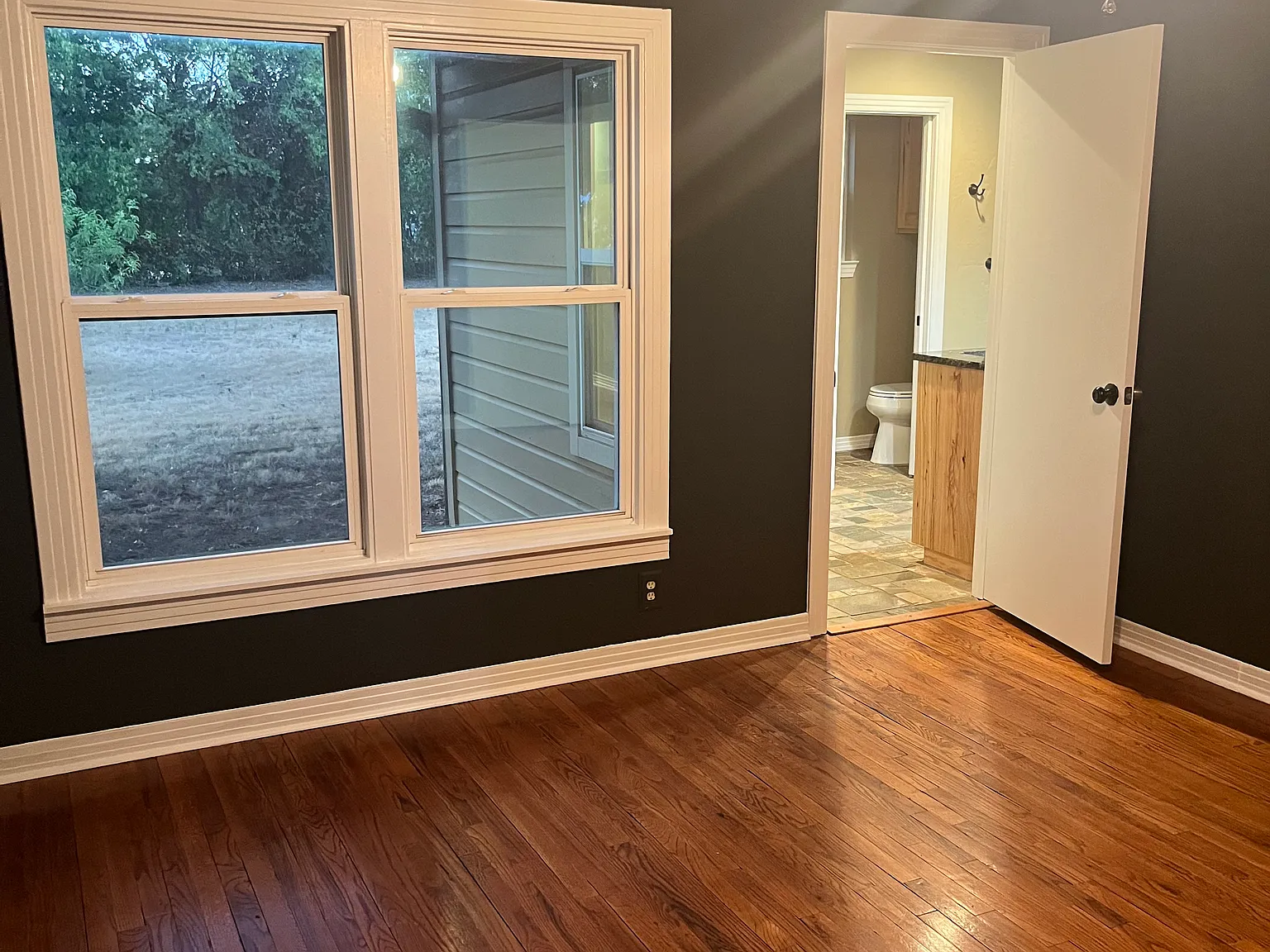 3 bed, 1624 sqft, $1,900 — Photo 4