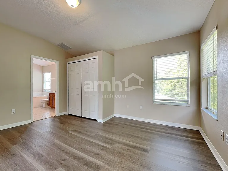 25741 Crippen Dr — Photo 13