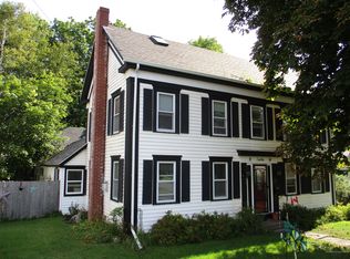 12 Wadsworth St, Thomaston, ME 04861