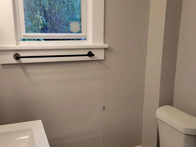 1039 E Pershing St #2 — Photo 23