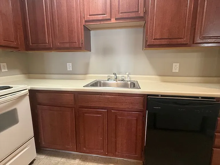 164 Barnstead Drive — Photo 1